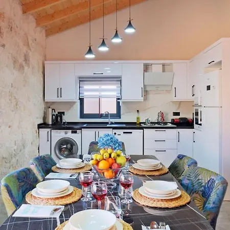 Ader 2 Villa